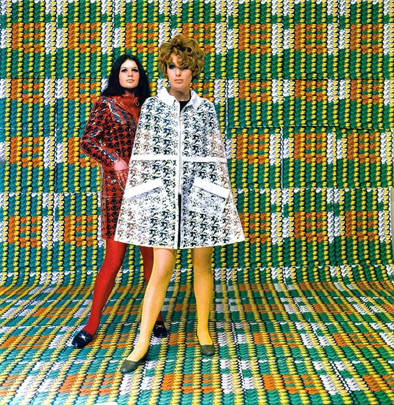 Models wearing coats designed by Lukowski + Ohanian with textile pattern by Thomas Bayrle, Galleria Apollinaire, Milano 1967–68. Photo Christian Roeder
