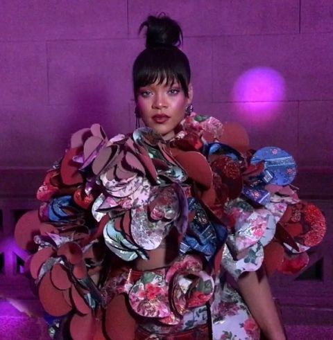 Rihanna al Met Gala 2017 via wikipedia