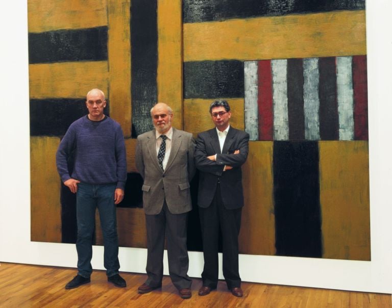 Sean Scully, Arthur C. Danto e Demetrio Paparoni alla John Good Gallery, New York 1993. Photo Allan Finkelman. Courtesy John Good