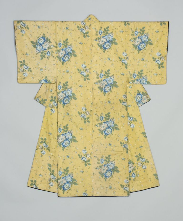 Under-kimono for a man (juban). Fabric made in Britain or France, tailored in Japan, 1830-1860. Image Courtesy of the Khalili Collection
