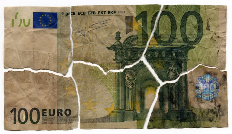 Cesare Pietroiusti, Integrazione Europea, 2005. Courtesy l'artista