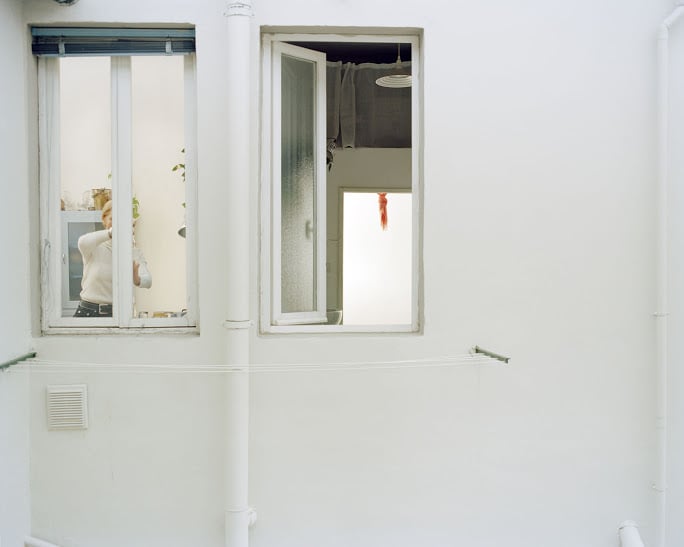 Giorgio Barrera Through the Window Fotografie, 'spiando' al di là di una finestra: la Milano del Coronavirus e non solo