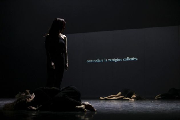 Lo spettacolo CIELO di Emma Cianchi al Teatro Bellini