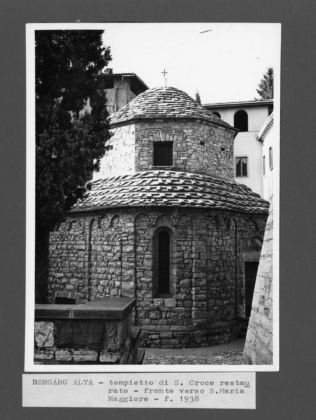 Tempietto di Santa Croce a Bergamo dopo i lavori di restauro, 1938 © Archivio famiglia Angelini