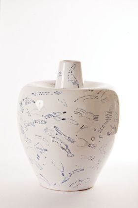 Ugo La Pietra, Ceramiche mediterranee, collezione di vasi realizzati ad Albisola da Ceramiche Pierluca, edizioni Zelatore, 2010