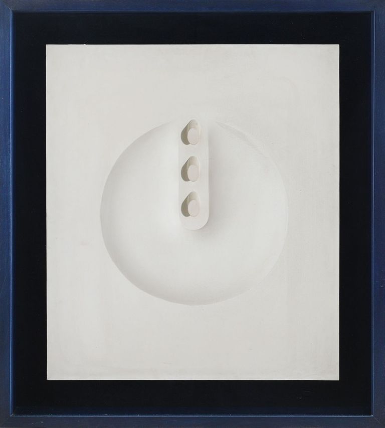 Agostino Bonalumi, Bianco, 1966. Asta di Arte Moderna e Contemporanea, dal 23 al 31 maggio 2020 (stima € 125-140.000)