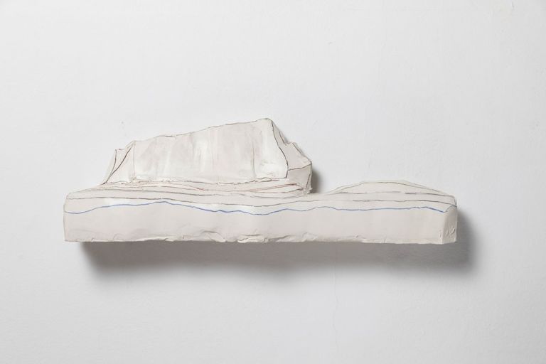 Amedeo Martegani, Scogliera, 2002, ceramica. Photo Roberto Marossi