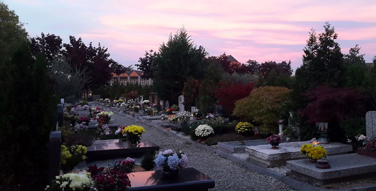 Il Cimitero di Greco a Milano. Photo Claudio Di Pinto via Google Maps