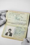 Il passaporto di Gordon Matta-Clark, 1° ottobre 1973. CCA Collection, Gift of Estate of Gordon Matta Clark © Estate of Gordon Matta Clark