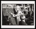 Jim Dine in Car Crash, Reuben Gallery, New York, 1 6 novembre 1960. Photos Robert R. McElroy. Getty Research Institute, Los Angeles © J. Paul Getty Trust