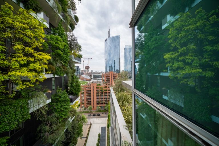 Le fotografie di Dimitar Harizanov, il fotografo Spiderman di Milano