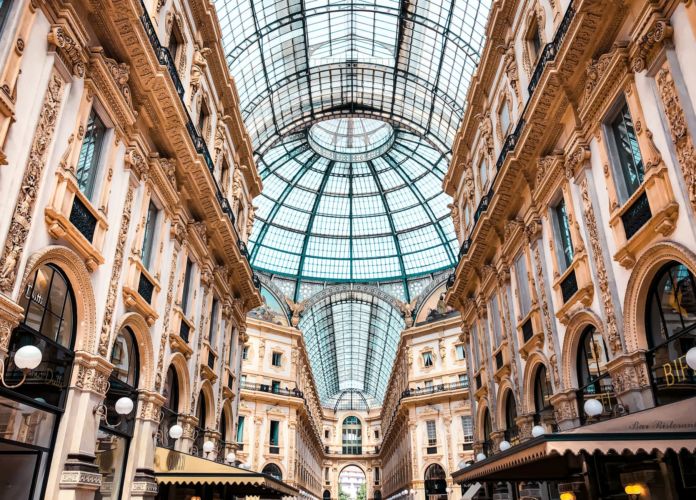 Milano, Galleria Vittorio Emanuele II, via pexel