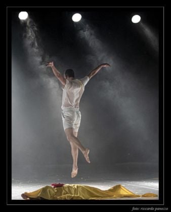 The rite of spring, coreografia di Yossi berg e Oded Graft. Photo Riccardo Panozzo