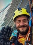 Dimitar Harizanov, il fotografo Spiderman di Milano