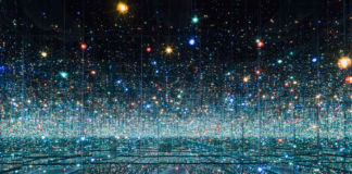 Yayoi Kusama, Infinity Mirrored Room - The Souls of Millions of Light Years Away, 2013 image courtesy of David Zwirner, N.Y. © Yayoi Kusama