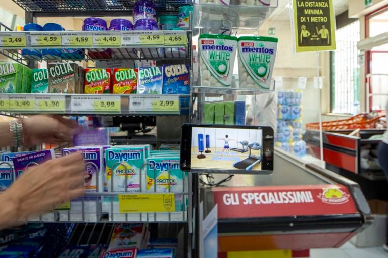 Federica Di Pietrantonio, 20 Minutes Full Body Workout 10cents Art At The Supermarket by Giuseppina Giordano Zero Edition, Mazara del Vallo ph Benito Frazzetta