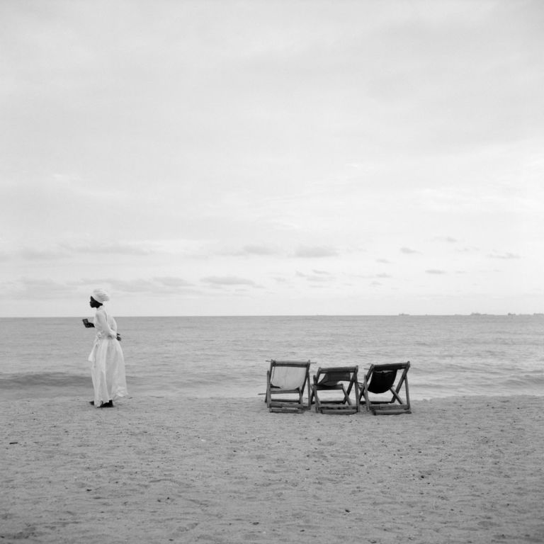 Akinbode Akinbiyi, Bar Beach, Victoria Island, Lagos, 2006. From the series Sea Never Dry. Courtesy the artist