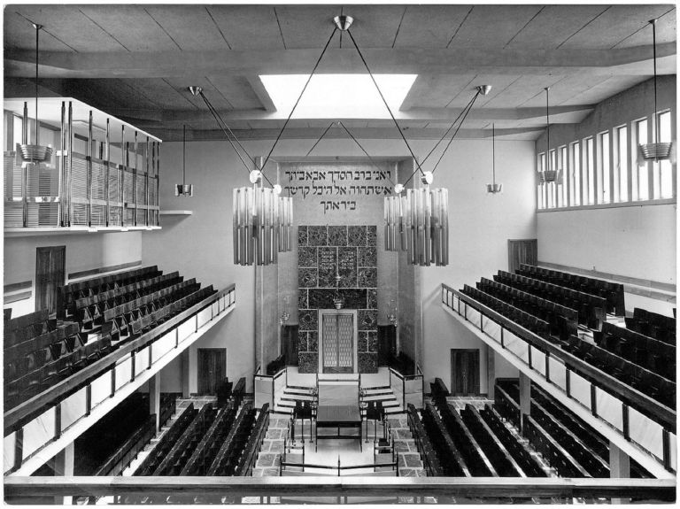 Eugenio Gentili Tedeschi, Sinagoga Centrale di Via Guastalla a Milano, interno del Tempio