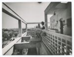 Figini e Pollini, Edificio per abitazioni e uffici in via Broletto a Milano, 1947-48, terrazzo all’ultimo piano. Photo Fortunati. Mart, Archivio del ‘900, Fondo Figini-Pollini