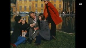 Gianni Rodari intervistato dai bambini in un video d’epoca
