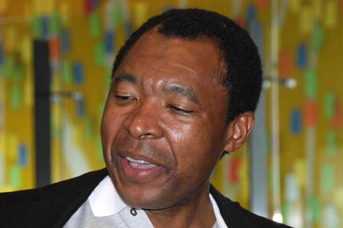 Okwui Enwezor. Photo Hans Haacke