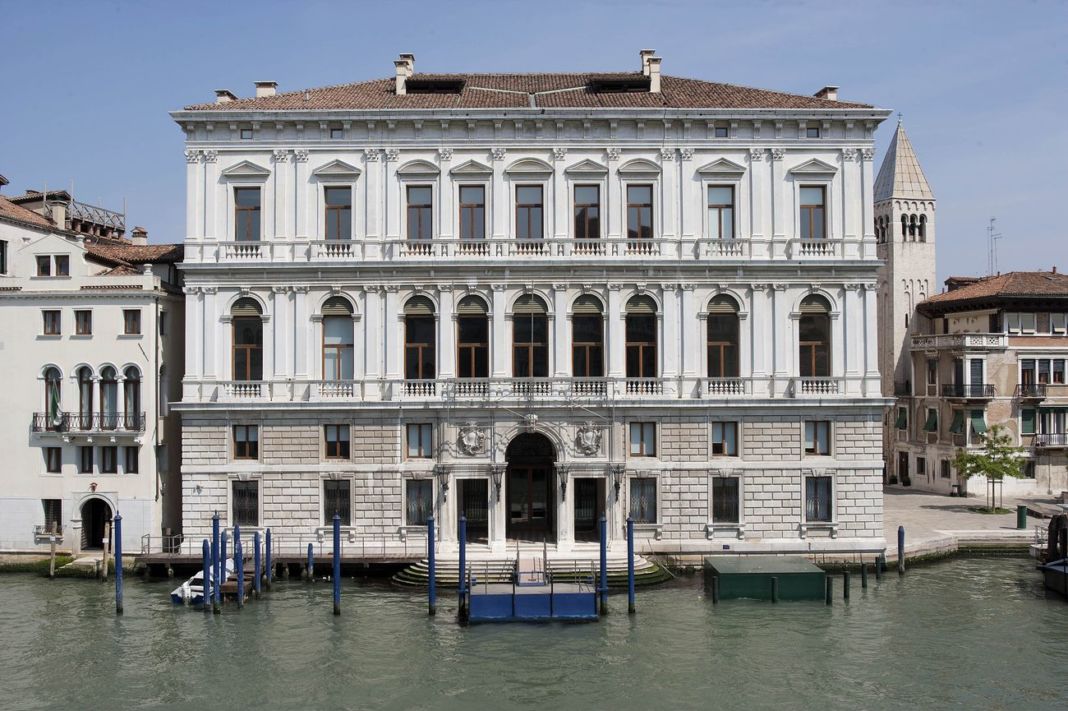 Palazzo Grassi © Palazzo Grassi, photo Matteo De Fina