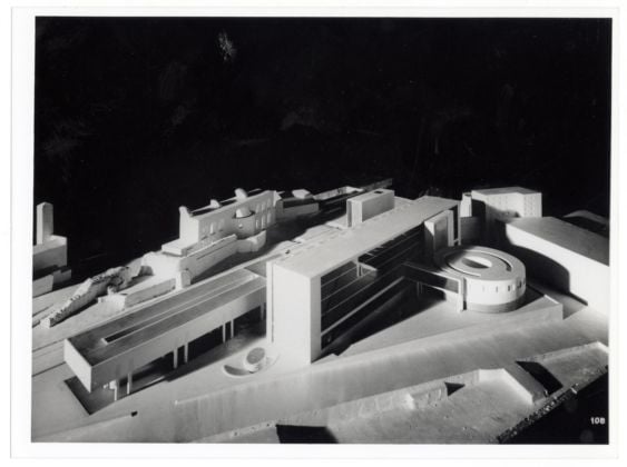 Pollini e Figini con BBPR e A. Danusso, Concorso per il Palazzo del Littorio 1934, veduta del modello. Mart, Archivio del ‘900, Fondo Figini Pollini
