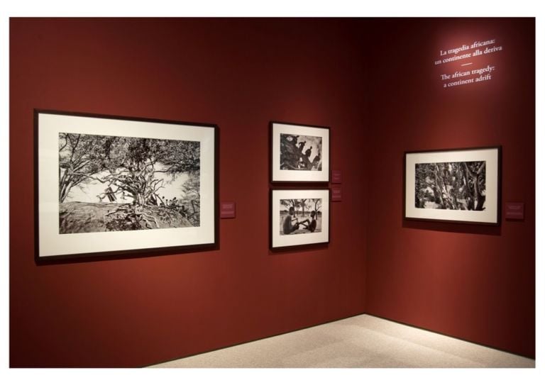 Sebastião Salgado. Exodus. In cammino sulle strade delle migrazioni. Exhibition view at Fondazione Pistoia Musei, Palazzo Buontalenti e Antico Palazzo dei Vescovi, 2020 © Sebastião Salgado - Contrasto. Photo Rachele Salvioli