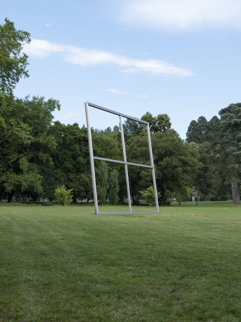 SculptureGarden2020 Isa Genzken, Fenster, 1998 photo Julien Gremaud