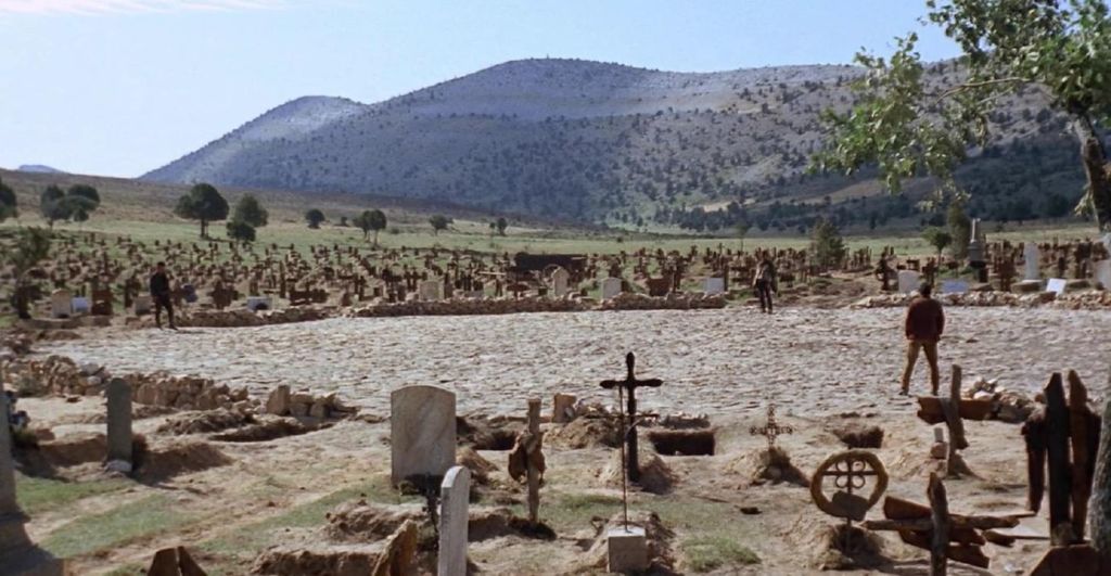 Il Buono Il Brutto Il Cattivo Scena Cimitero