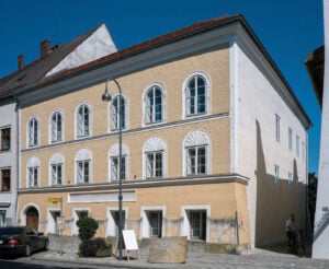 La casa natale di Adolf Hitler in Austria verrà neutralizzata e trasformata in stazione di Polizia