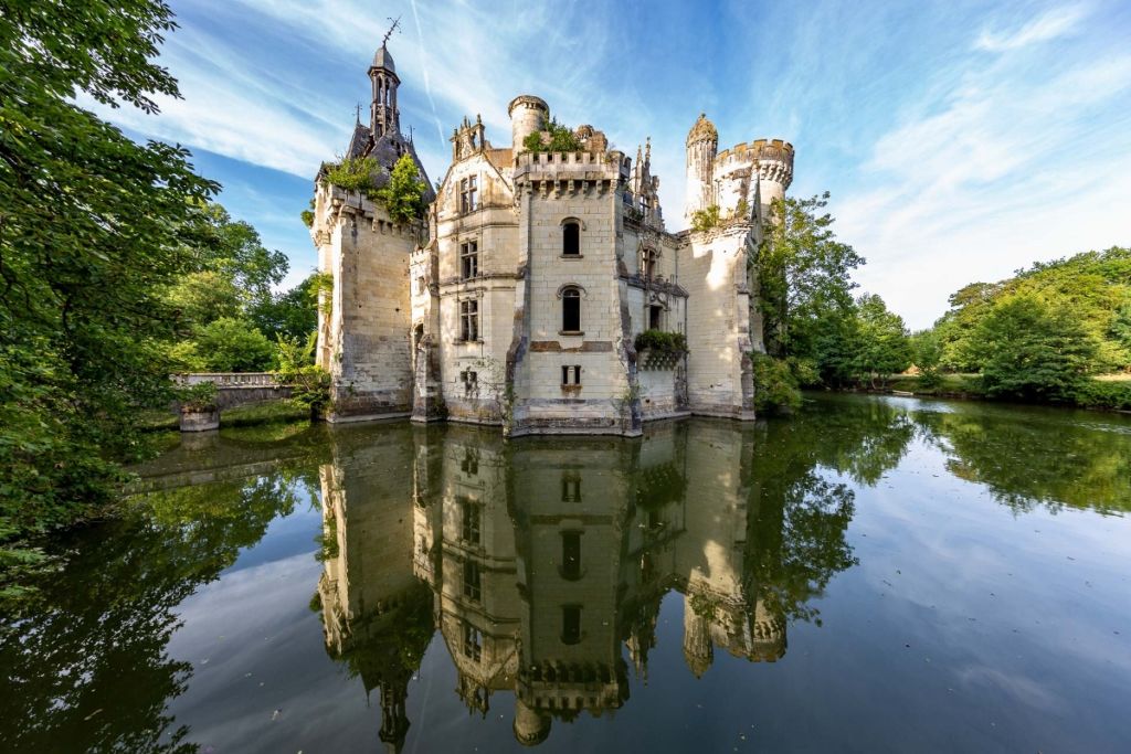 Casa sull’albero tra i castelli della Loira. Cercasi architetti per progetti di turismo lento