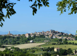 Panorama del castello di Mondolfo