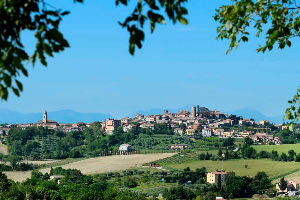 Panorama del castello di Mondolfo