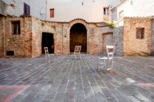 Castelbasso borgo di cultura: le iniziative per la stagione 2020. Tra arte, musica e letteratura