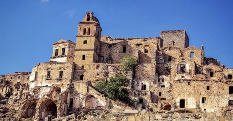 Case di Craco, febbraio 2020. Photo @f.r.a.n.c.i_94 via Instagram
