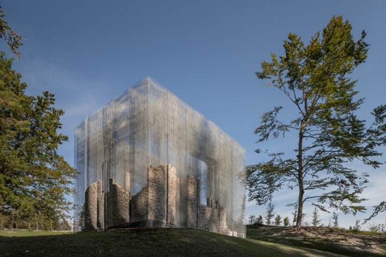 Edoardo Tresoldi, Simbiosi © Roberto Conte