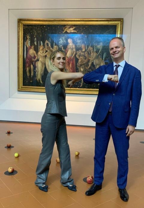 Eike Schmidt e Chiara Ferragni davanti alla Primavera di Botticelli