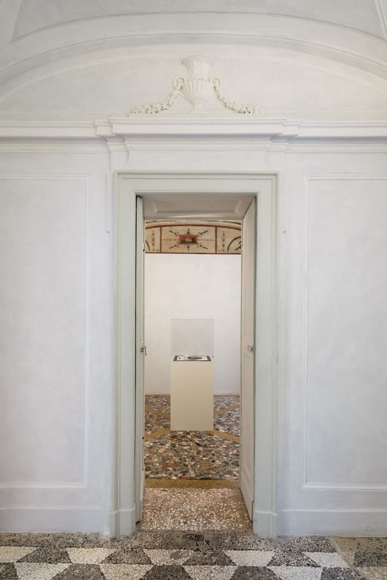 Giulio Paolini, Fuori tempo, 2020. Photo Roberto Marossi, courtesy galleria Massimo De Carlo