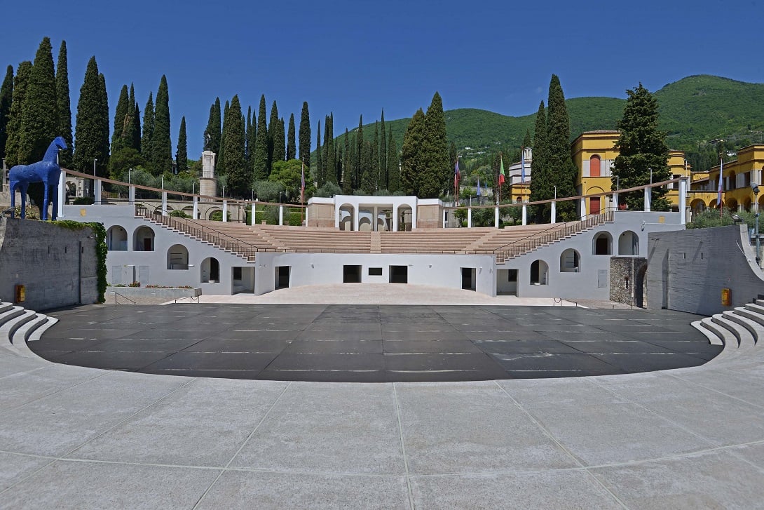 Il Parlaggio, l'anfiteatro del Vittoriale degli Italiani a Gardone Riviera 