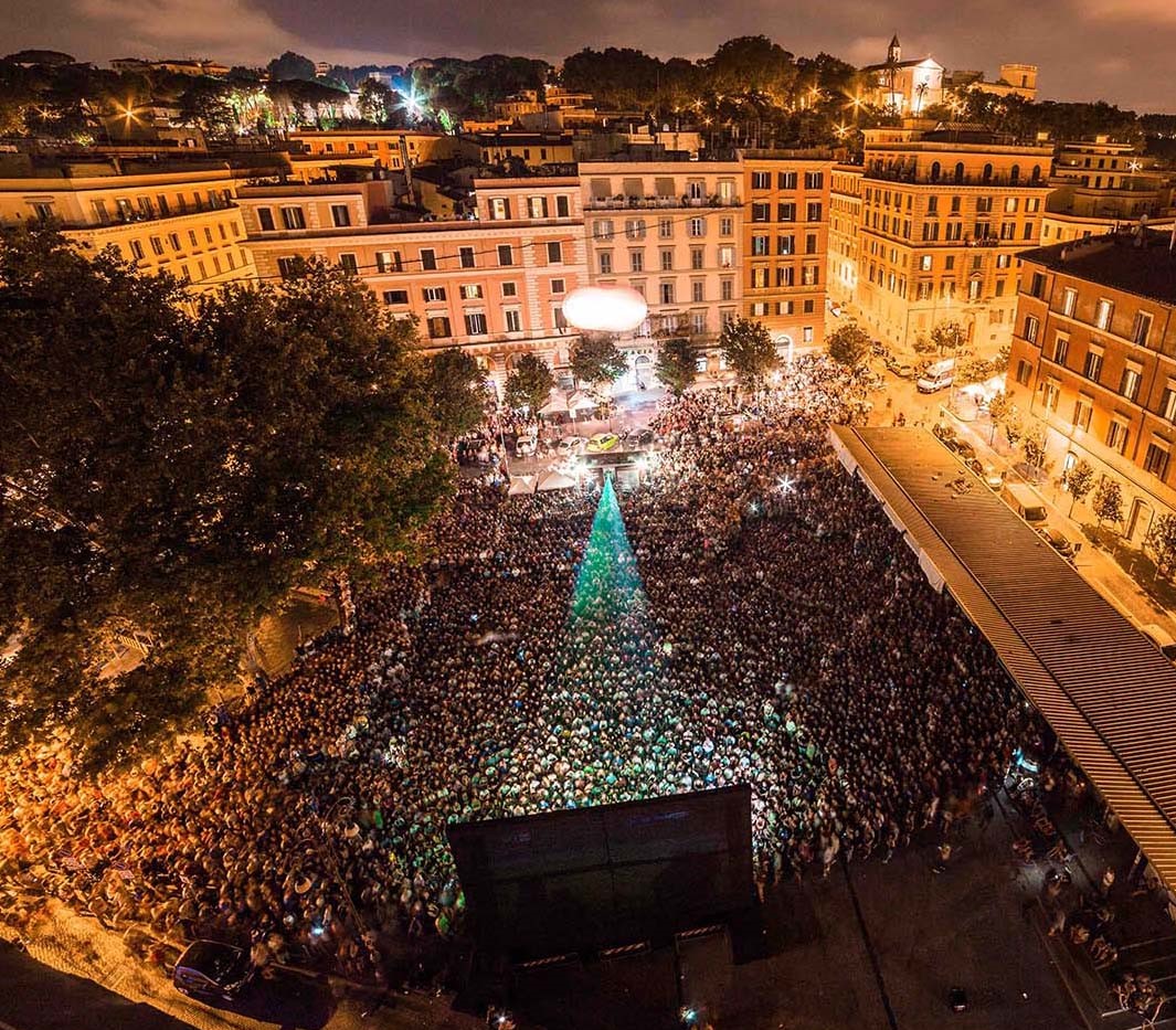 Il cinema in piazza dei ragazzi del Cinema America