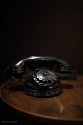Il telefono del set di C'era una volta in America. C'era una volta Sergio Leone, Museo dell'Ara Pacis, Roma 2020. Photo Lorenzo Burlando