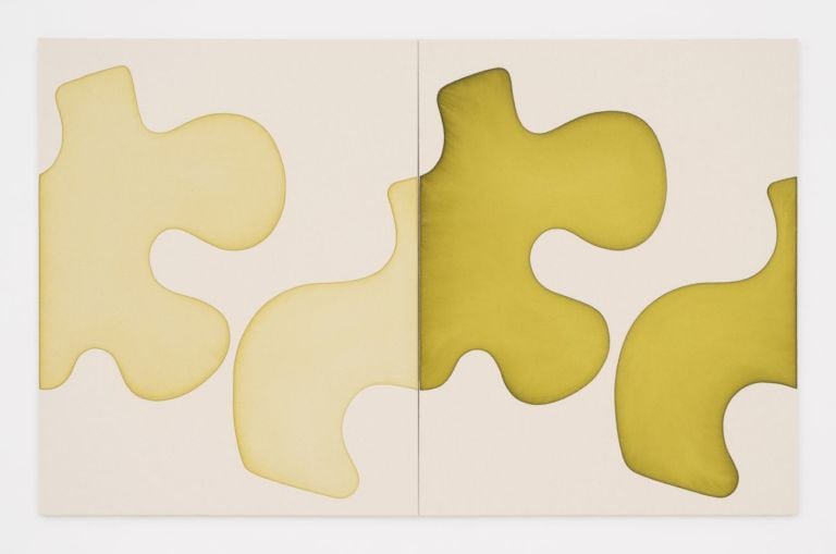 Landon Metz, Untitled, 2020, dye on canvas, 100×80 cm ognuno. Courtesy by the artist and Francesca Minini, Milano