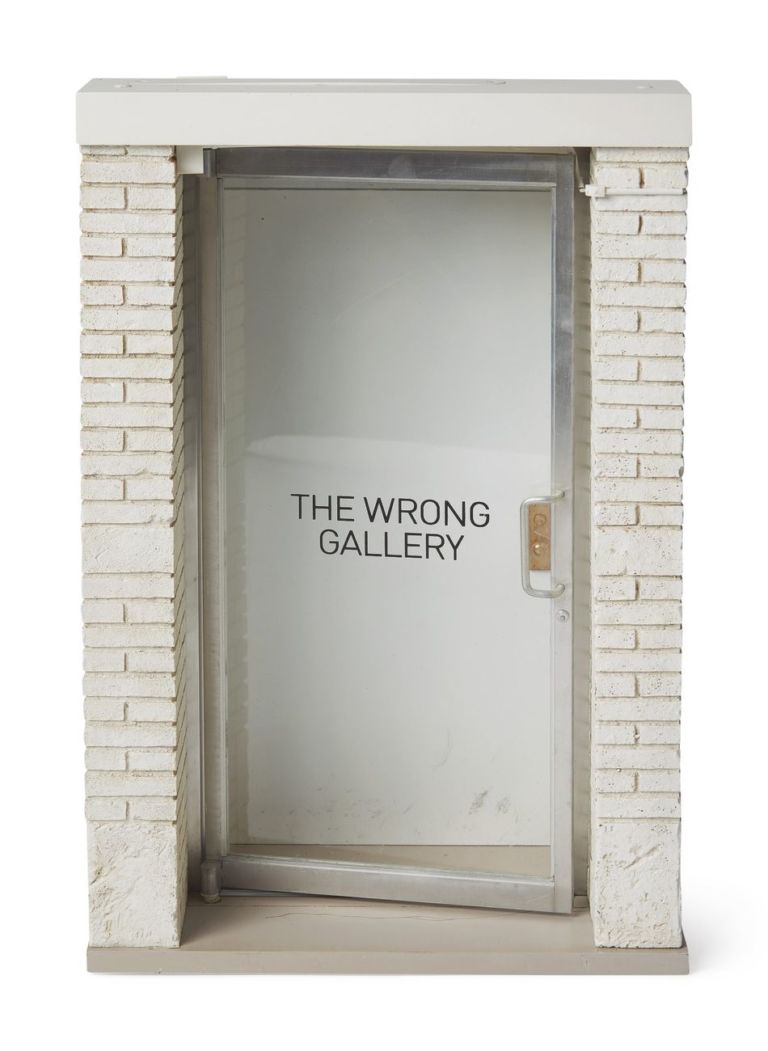 Maurizio Cattelan - Massimiliano Gioni - Ali Subotnik, The 1:6 Scale Wrong Gallery, 2006