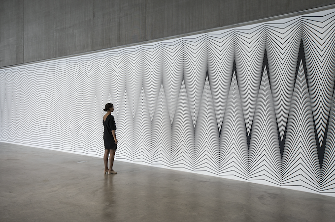 Claudia Comte Electric Burst (Lines and Zigzags), 2018 Installation view, Contemporary Art Museum St. Louis, May 11–August 19, 2018. Photo: Dusty Kessler Courtesy: the artist and Contemporary Art Museum St. Louis