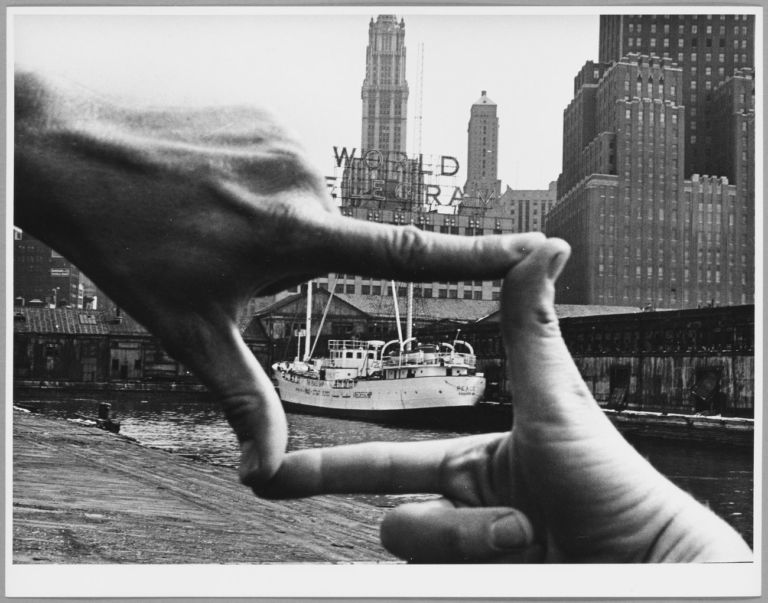 Shunk Kender, John Baldessari, Pier 18, New York, 1971. Photo Shunk Kender © J. Paul Getty Trust