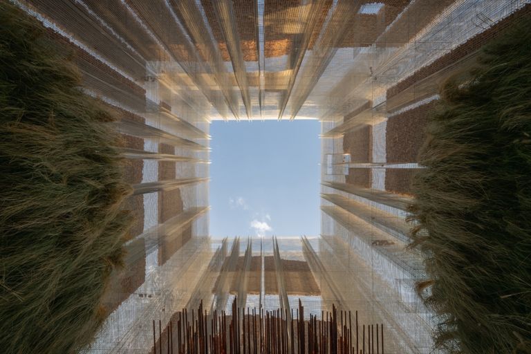 Studio Studio Studio Gharfa Edoardo Tresoldi and Matteo Foschi installation Diriyah Oasis designed and curated by Designlab Experience © Roberto Conte