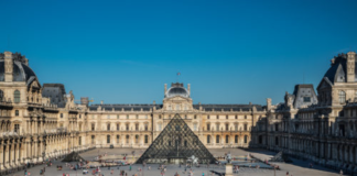 The Louvre Pyramide © 2012 Musée du Louvre Olivier Ouadah