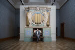 Ragnar Kjartansson, The Sky in a Room, 2018. Performer, organ and the song "Il Cielo in una Stanza" by Gino Paoli (1960) Commissioned by Artes Mundi and Amgueddfa Cymru – National Museum Wales and acquired with the support of the Derek Williams Trust and Art Fund. Courtesy of the artist, Luhring Augustine, New York and i8 Gallery, Reykjavik. Ph. Polly Thomas