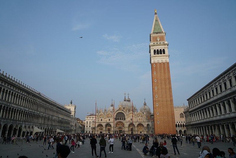 Piazza San Marco 2019, ph Lasagnolo9, fonte Wikipedia